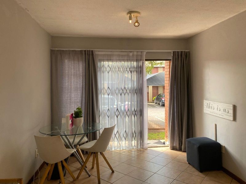 Apartment To Rent in Noordwyk, Midrand - Photo 6