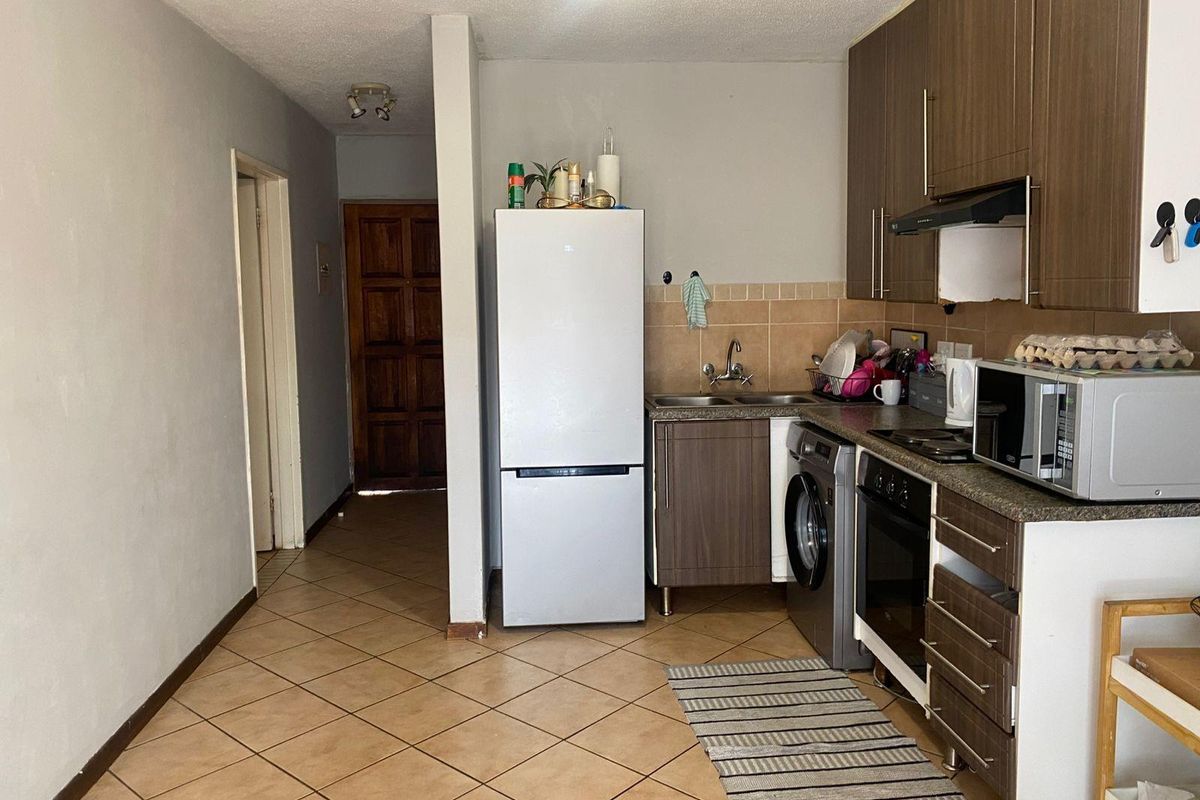 Apartment To Rent in Noordwyk, Midrand - Photo 3