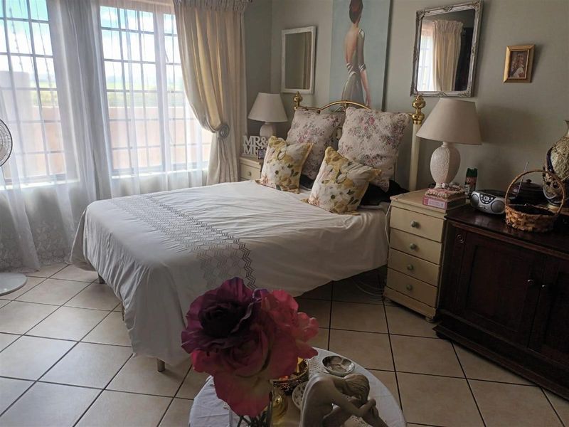 House On Auction in Witbank - Photo 9
