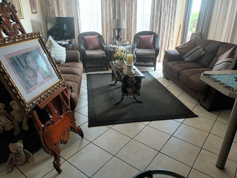 House On Auction in Witbank - Photo 4