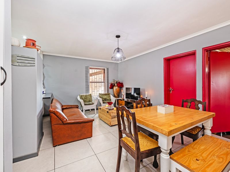 House For Sale in Langeberg Heights, Kraaifontein - Photo 7