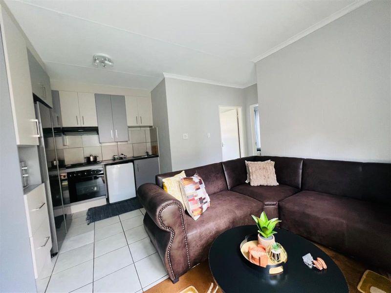 Apartment For Sale in Bonanne, Vanderbijlpark - Photo 3