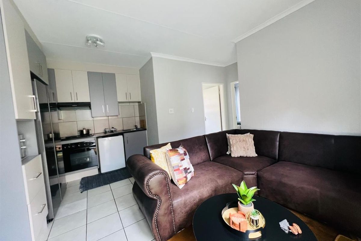 Apartment For Sale in Bonanne, Vanderbijlpark - Photo 3