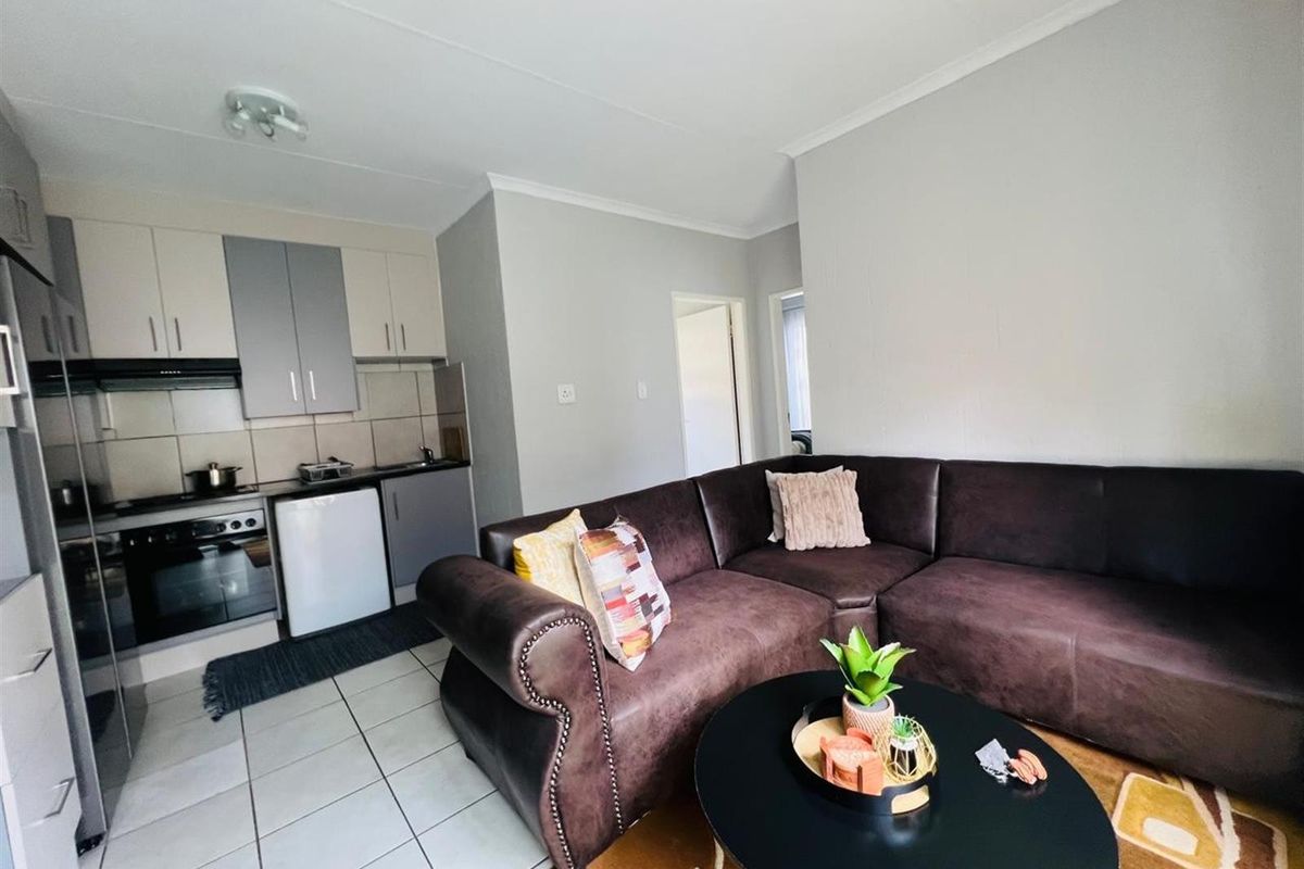 Apartment For Sale in Bonanne, Vanderbijlpark - Photo 5