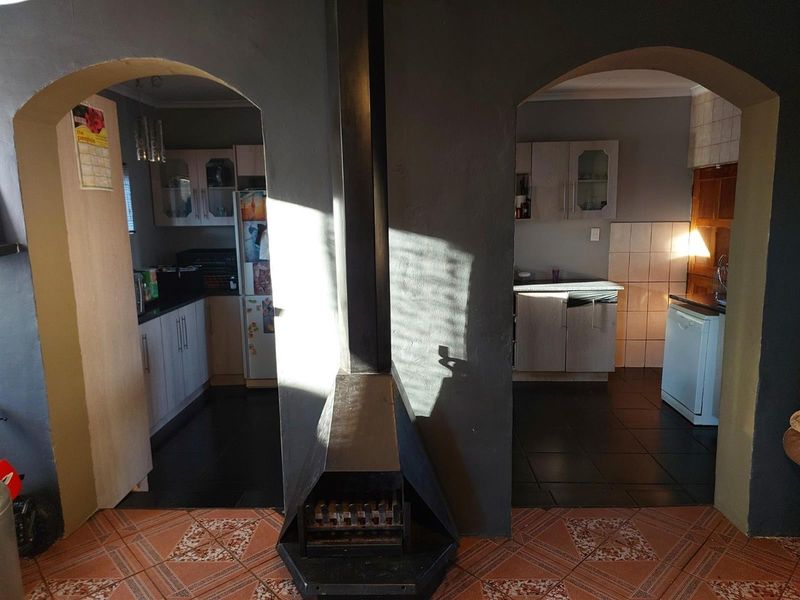 House To Rent in Van Dyk Park Boksburg Gauteng - Photo 6