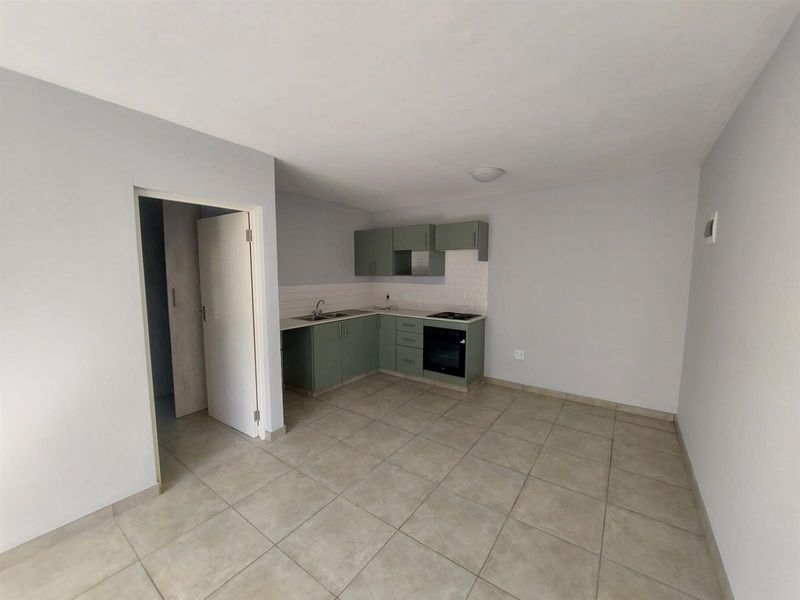 1 bed 1 bath Apartment For Sale in Exclusive complex - Photo 6