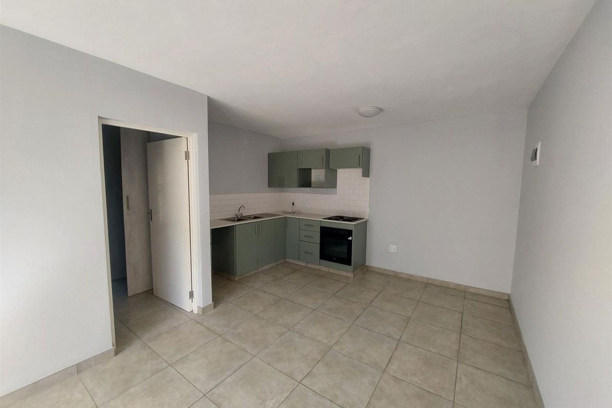 1 bed 1 bath Apartment For Sale in Exclusive complex - Photo 4