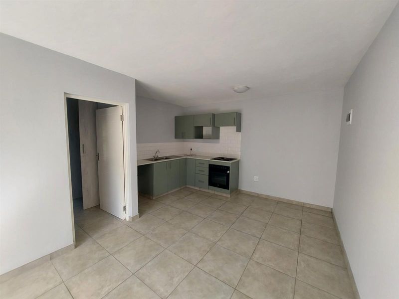 1 bed 1 bath Apartment For Sale in Exclusive complex - Photo 4