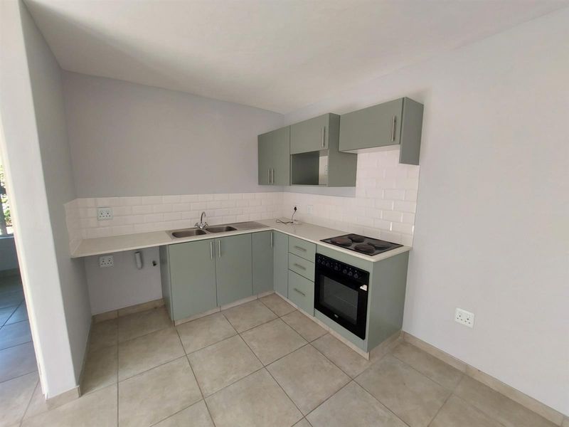 1 bed 1 bath Apartment For Sale in Exclusive complex - Photo 5