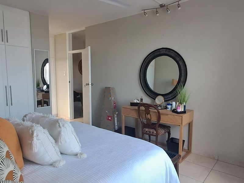Stunning Apartment For Sale in Umhlanga Central, Umhlanga, KwaZulu Natal - Photo 8