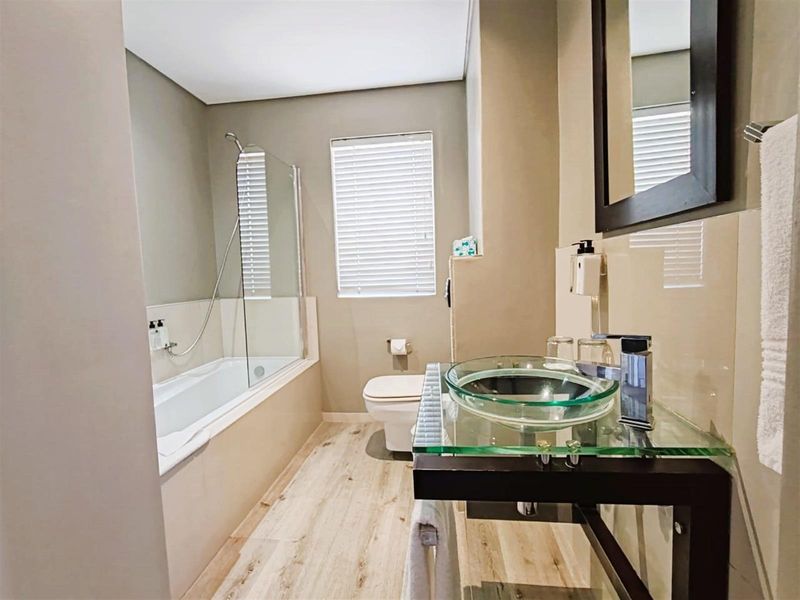 Luxurious Penthouse with Private Pool for Sale - Bloubergrant, Blouberg - Photo 10
