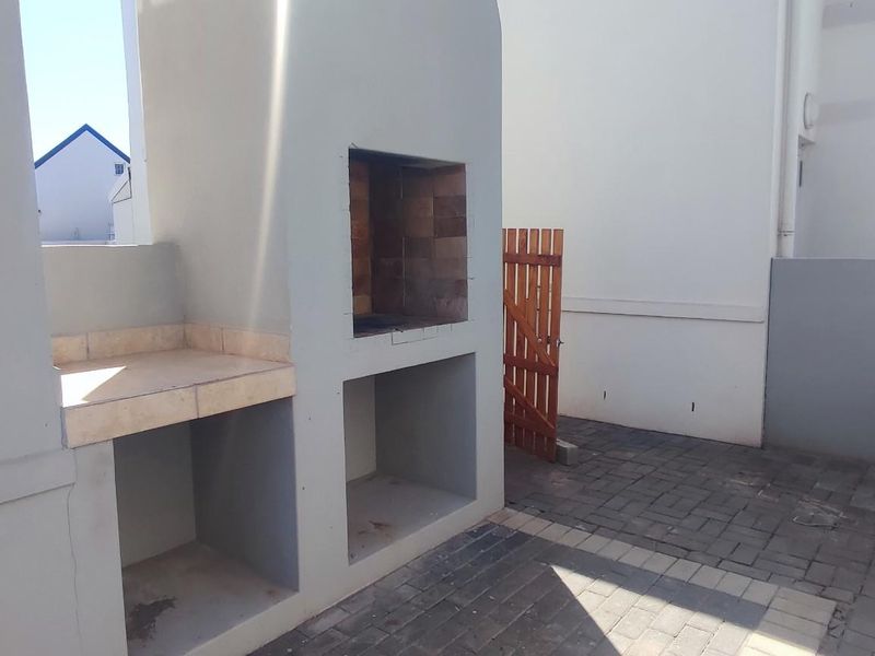 House For Sale in Laguna Sands, Langebaan - Photo 4