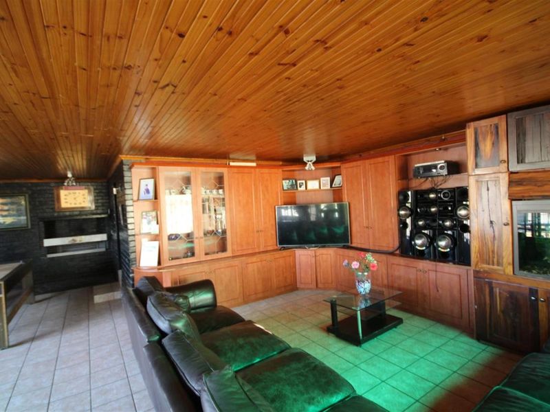 House For Sale in Elim, Kuils River - Photo 9