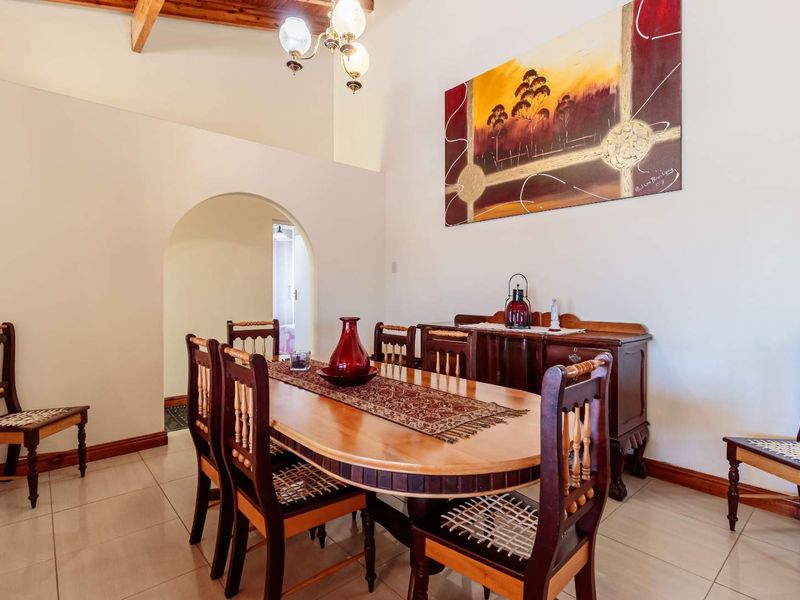 Modern Family Living with Investment Potential in the Heart of Malabar - Photo 4