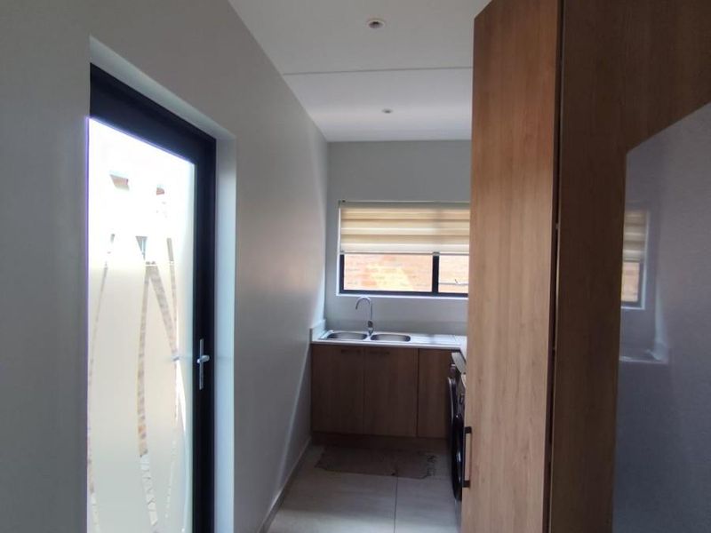 House To Rent in Carlswald, Midrand - Photo 10