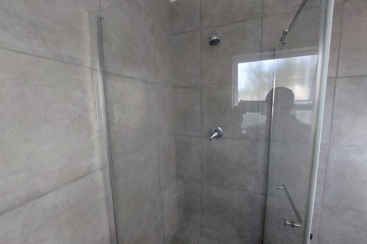 Apartment To Rent in Chase Valley, Pietermaritzburg, KwaZulu Natal - Photo 2