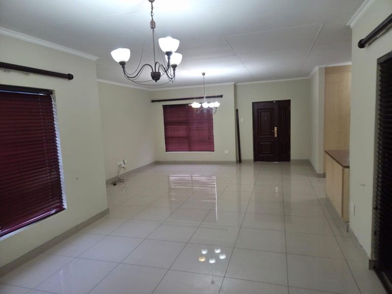 House On Auction in Helderwyk, Brakpan - Photo 7