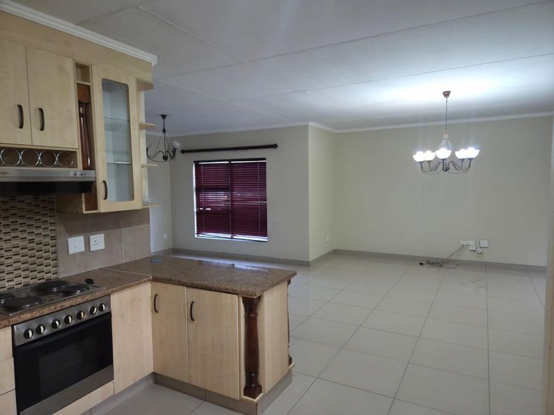House On Auction in Helderwyk, Brakpan - Photo 5