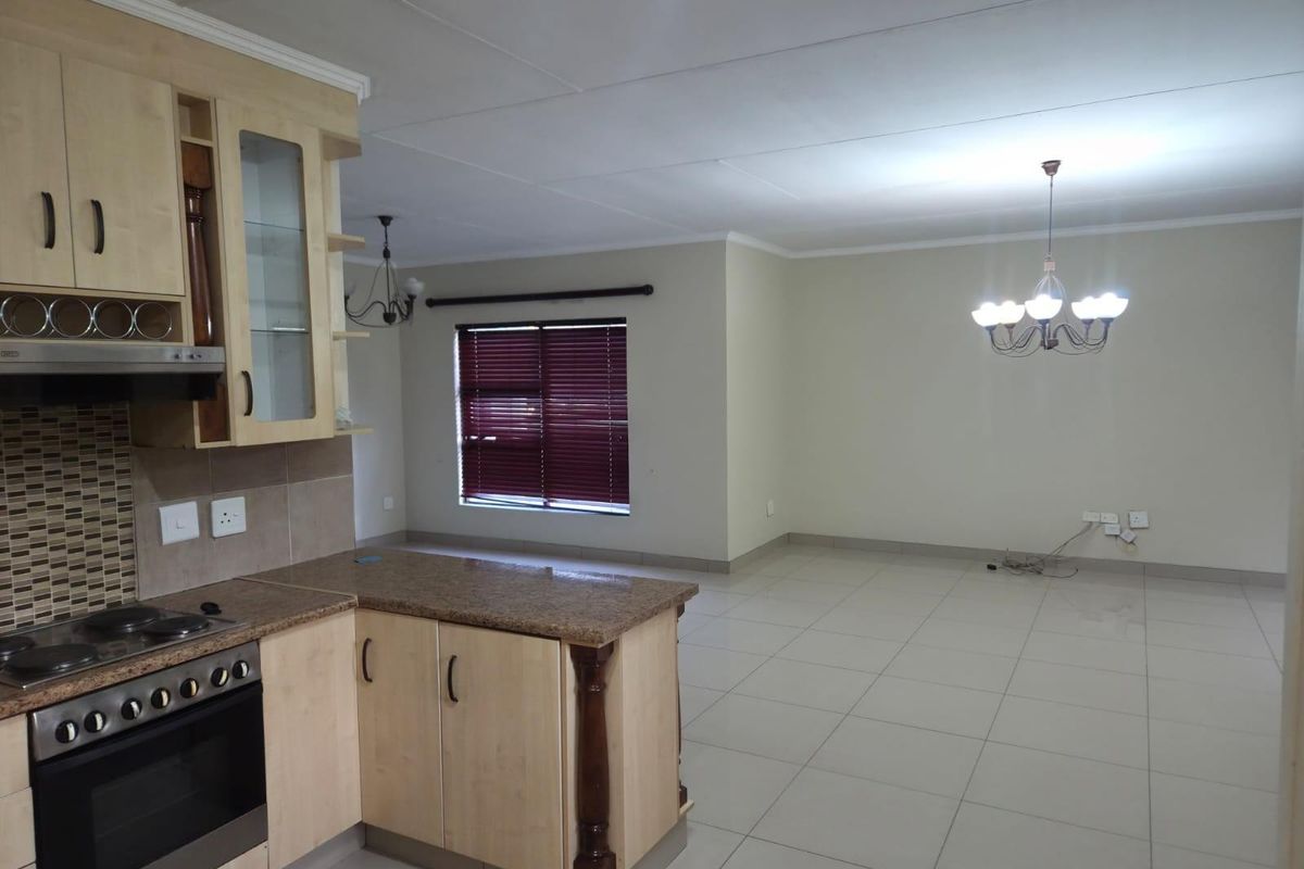 House On Auction in Helderwyk, Brakpan - Photo 5