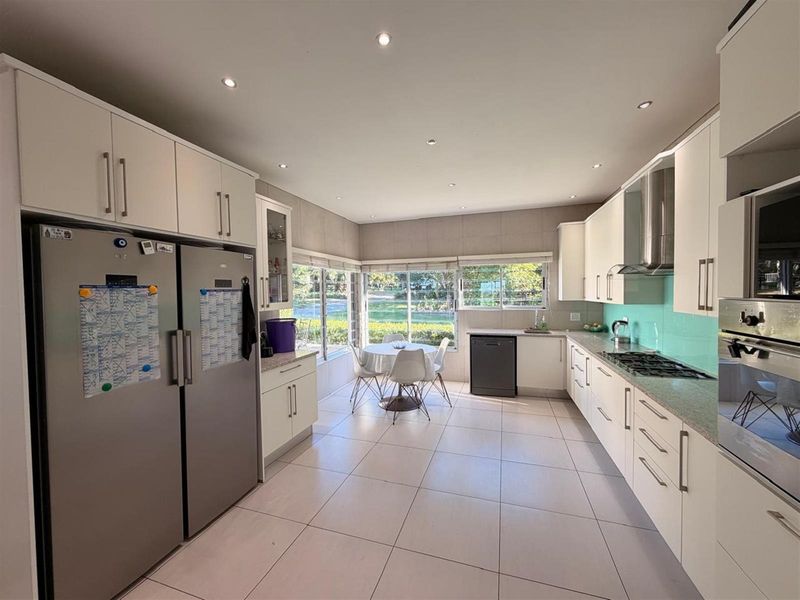 Off-Grid Lifestyle Farm for Sale in Sunrise on Sea - 3.72ha Coastal Estate with Sea Views - Photo 5