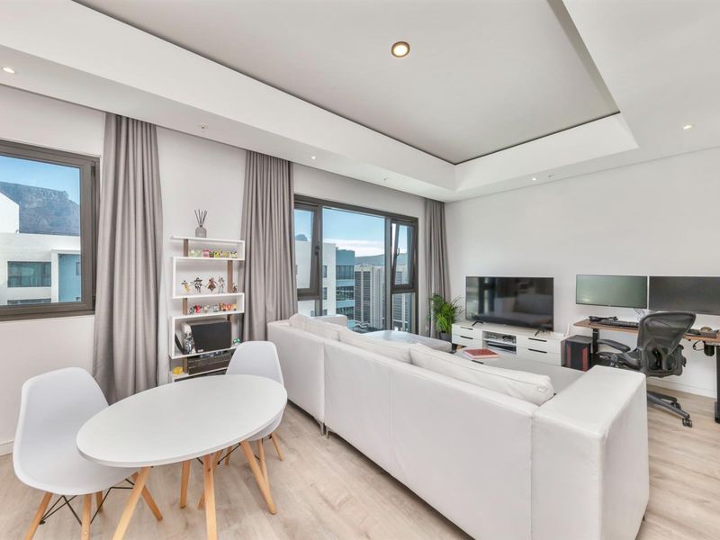 Furnished 1 Bedroom Apartment on the 23rd Floor - Harbour Arch - Photo 2