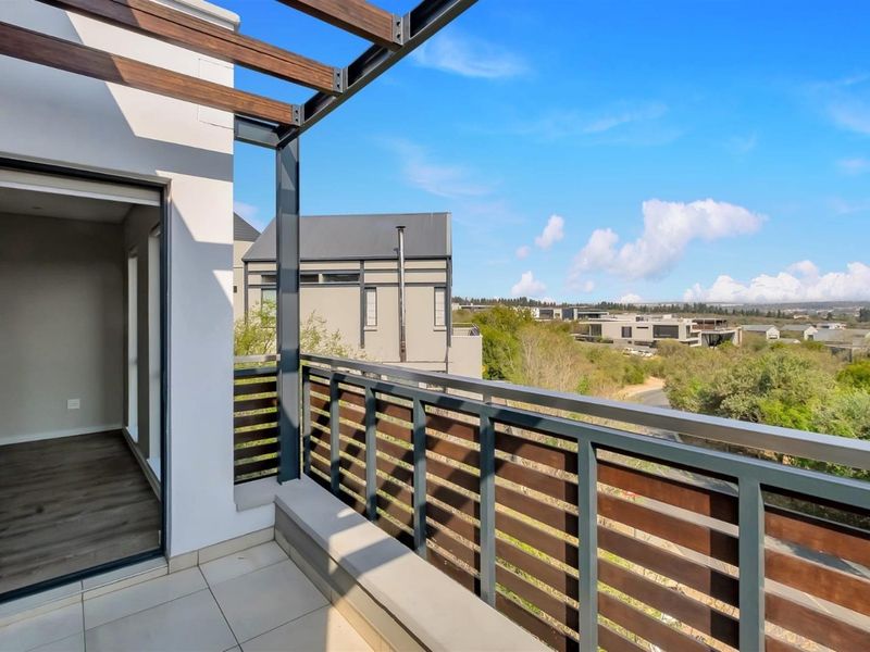 Apartment To Rent in Steyn City, Midrand - Photo 6
