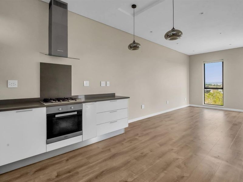 Apartment To Rent in Steyn City, Midrand - Photo 2