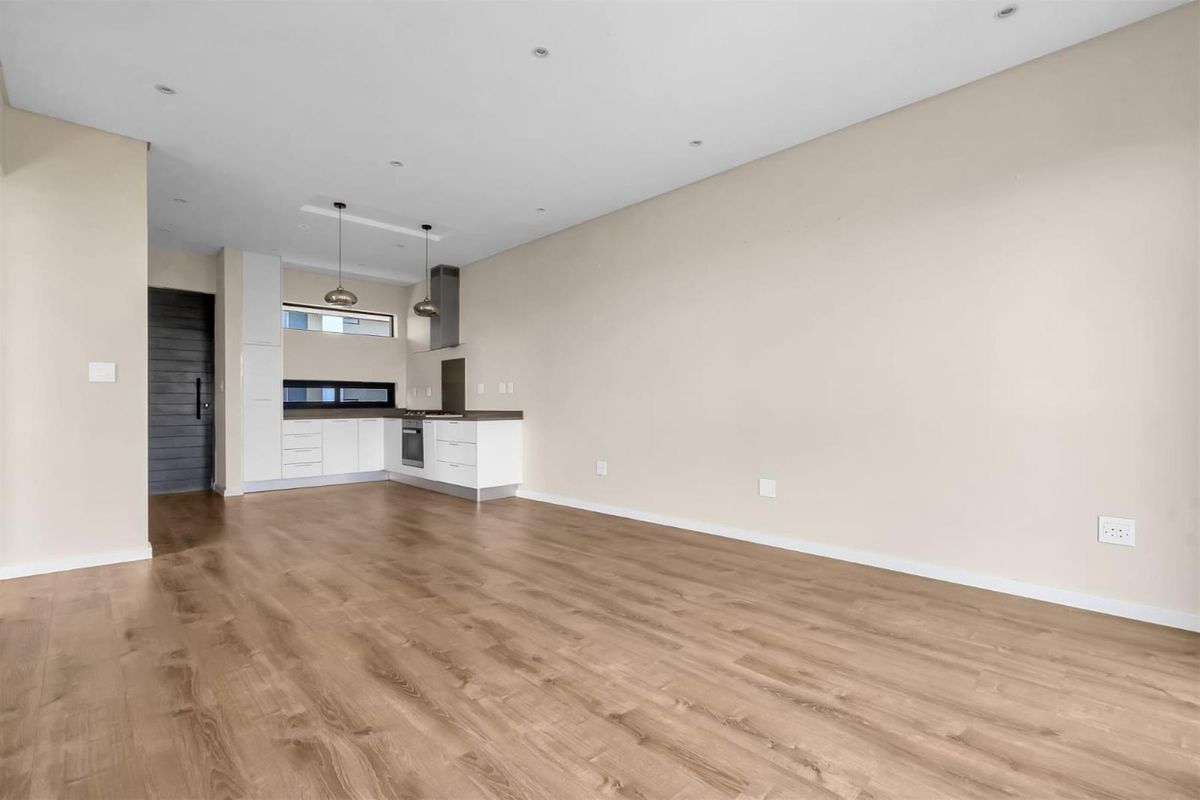 Apartment To Rent in Steyn City, Midrand - Photo 4