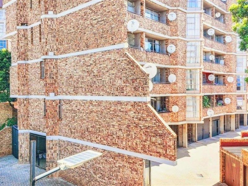 MORDERN 2 BEDROOM APARTMENT IN PRETORIA NORTH - Photo 3