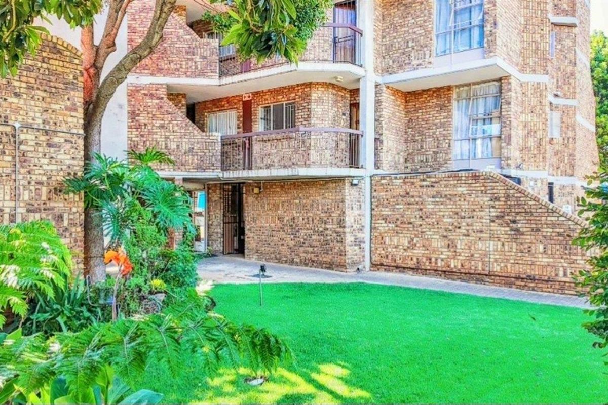 MORDERN 2 BEDROOM APARTMENT IN PRETORIA NORTH - Photo 5