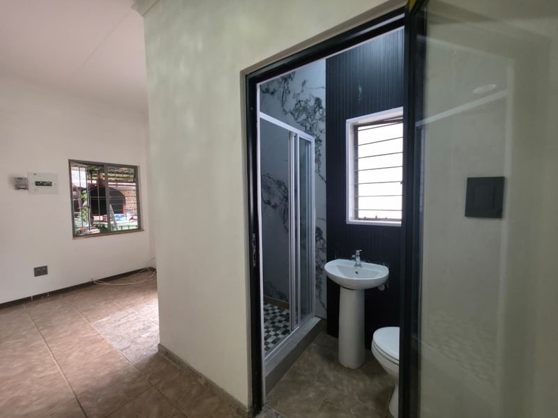 Ensuite Room To Rent in Lyttelton Manor, Centurion - Photo 3