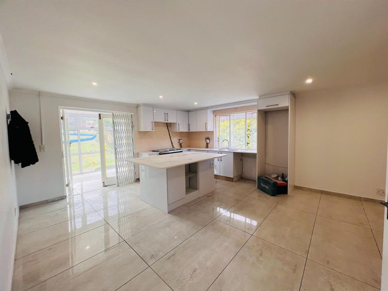 Apartment To Rent in Plattekloof 3, Plattekloof, Parow - Photo 9