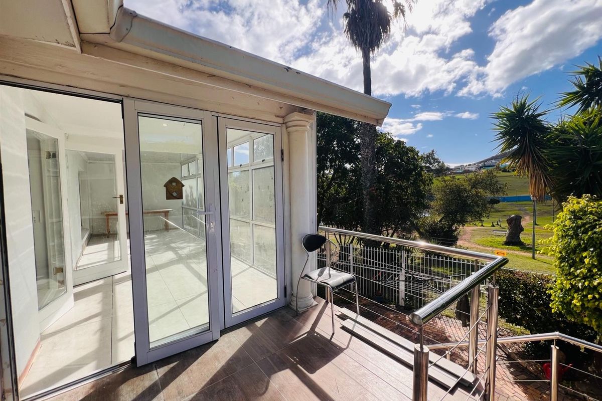 Apartment To Rent in Plattekloof 3, Plattekloof, Parow - Photo 4