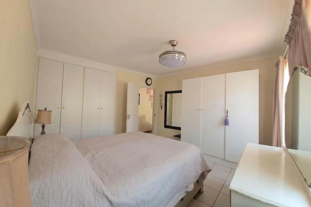 Townhouse For Sale in Van Dyk Park, Boksburg - Photo 2