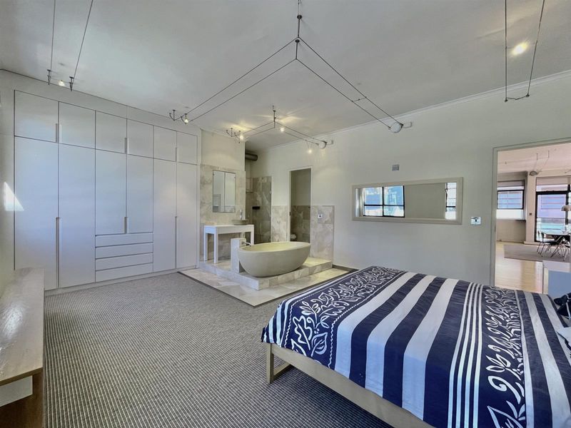260m2  - Office Space situated in CBD Core - Photo 8