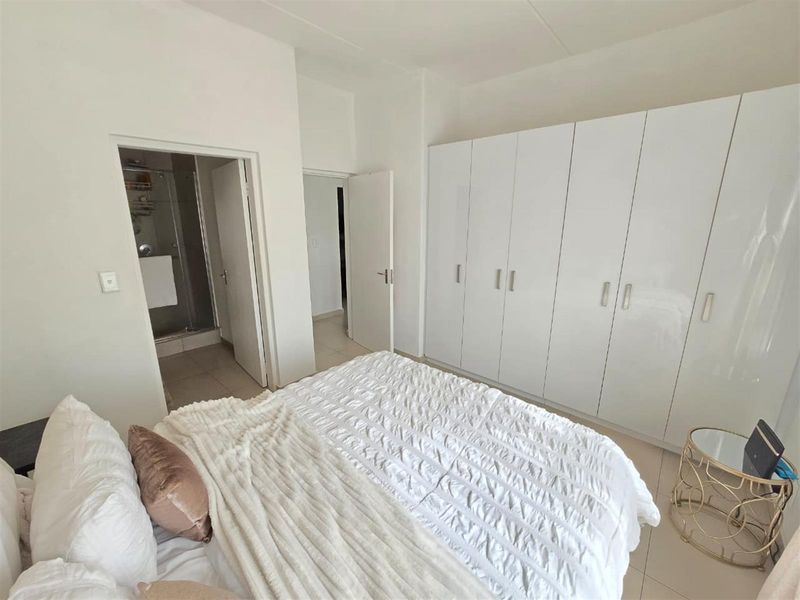 Apartment To Rent in North Riding, Randburg - Photo 8