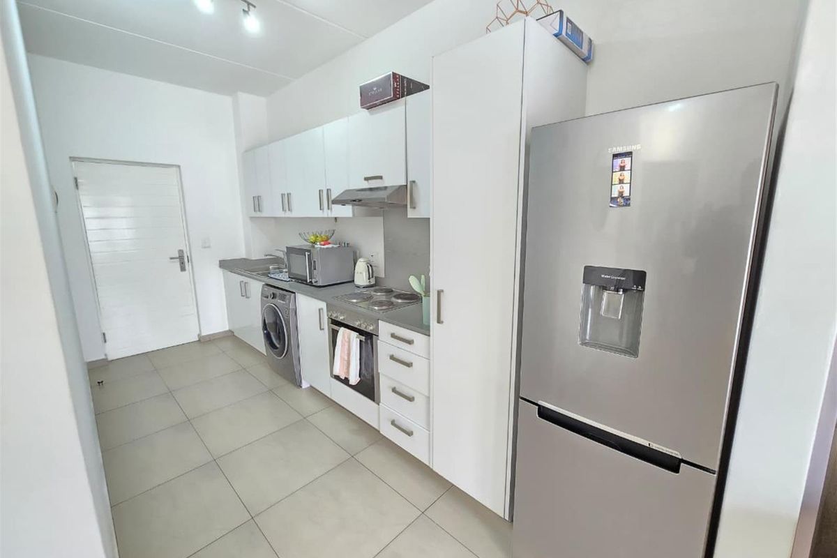 Apartment To Rent in North Riding, Randburg - Photo 5