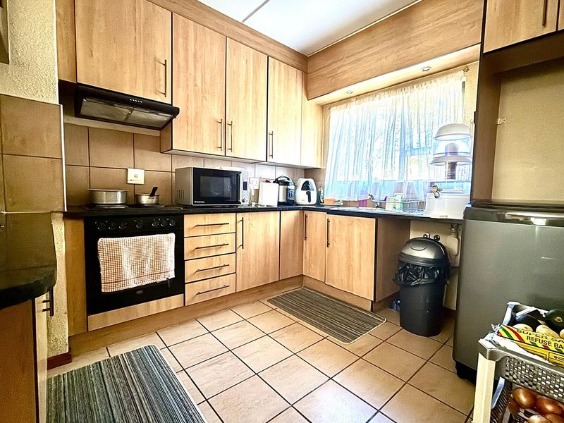 Townhouse To Rent in Sasolburg Ext 23, Sasolburg - Photo 7