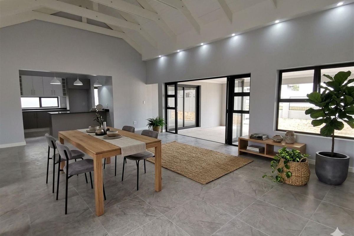 House For Sale in Paarl South, Paarl - Photo 3