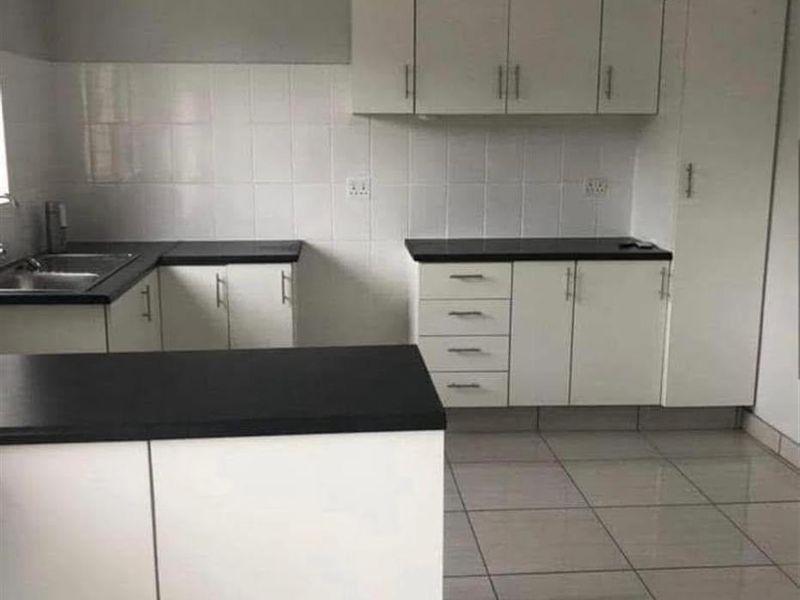 Multi Rental House For Sale in Bluff, Durban, KwaZulu Natal - Photo 10