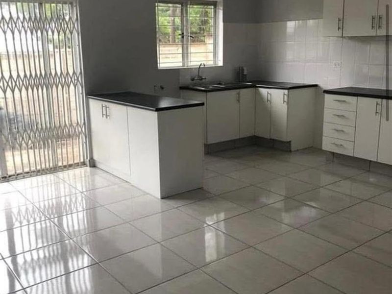 Multi Rental House For Sale in Bluff, Durban, KwaZulu Natal - Photo 9