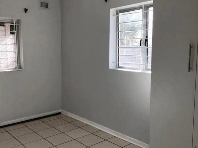 Multi Rental House For Sale in Bluff, Durban, KwaZulu Natal - Photo 5