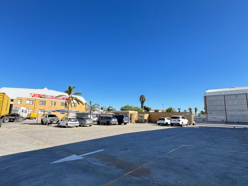 1,040m2 Warehouse To Let | Kyalami Plaza , Killarney Gardens | Unit 1 | Available 1 October 2026 - Photo 3