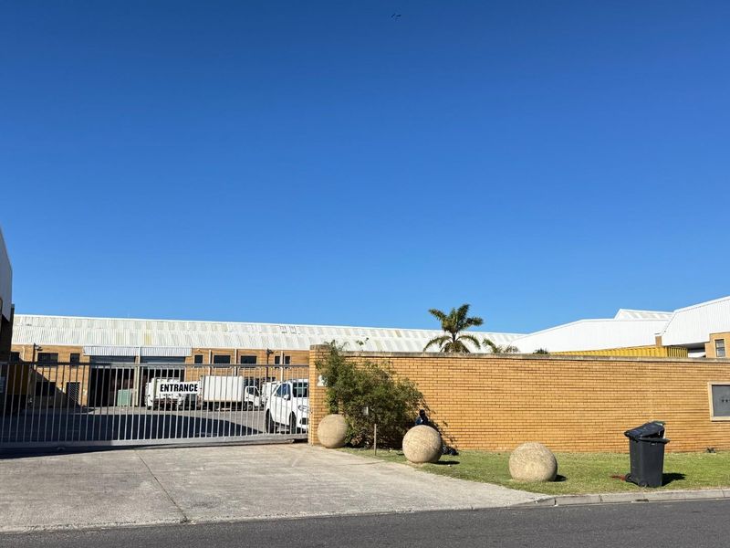 1,040m2 Warehouse To Let | Kyalami Plaza , Killarney Gardens | Unit 1 | Available 1 October 2026 - Photo 5