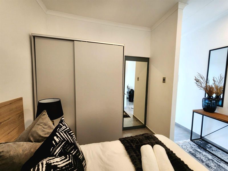 Fully Furnished 1 Bedroom 7th Floor Apartment to Rent at The Base, Ferndale - Photo 9
