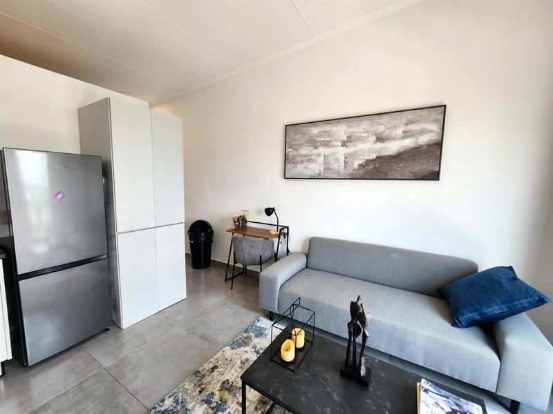 Fully Furnished 1 Bedroom 7th Floor Apartment to Rent at The Base, Ferndale - Photo 4