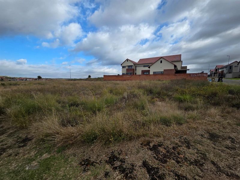 Corner Vacant Stand in Sought-After Wild Olive Estate, Bloemfontein - Photo 3