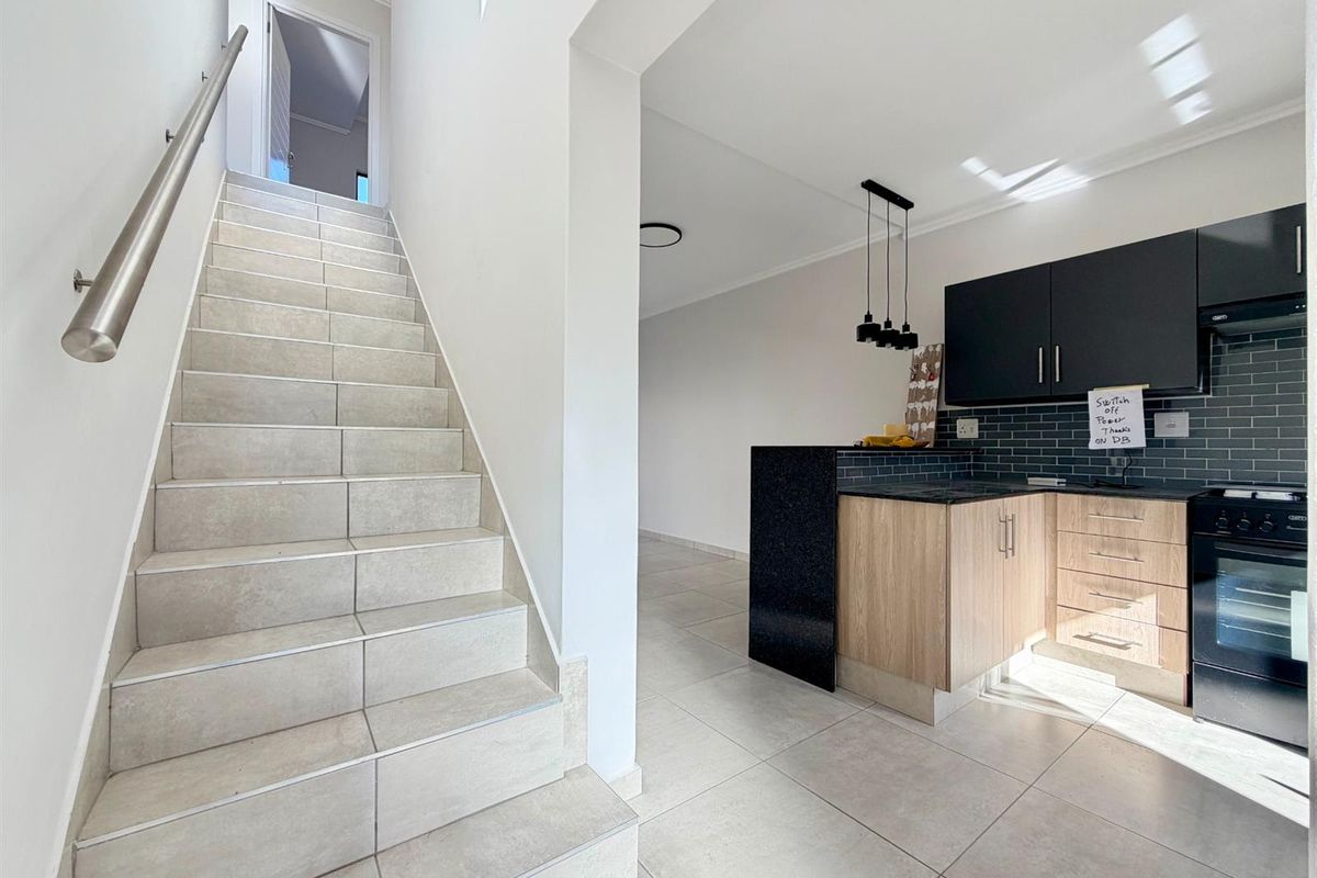 Townhouse For Sale in Glen Marais, Kempton Park - Photo 4