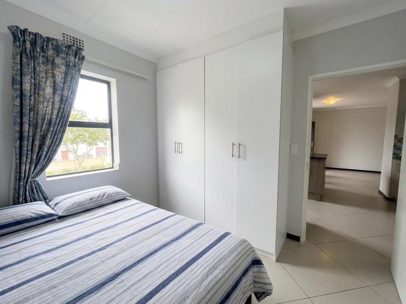 Stylish 2-Bedroom Apartment with Balcony in Sought-After Blue Lily Lane, Buh Rein Estate - Photo 6