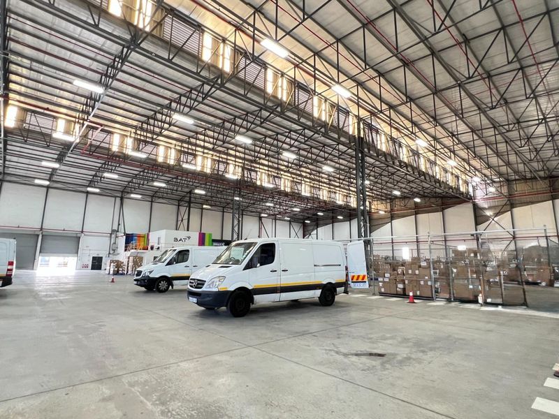5,846m2 A-Grade Industrial Warehouse To Let | Airport Industria, Cape Town - Photo 7